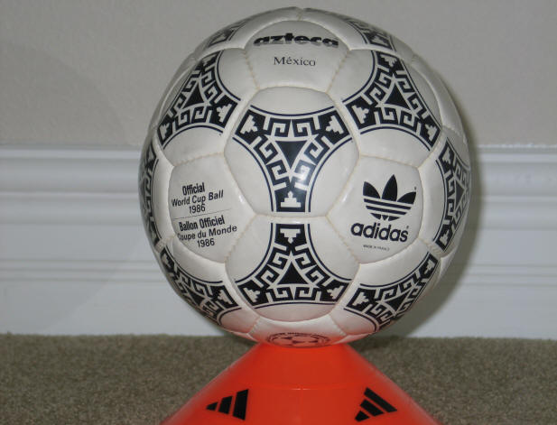 1986 World Cup Balll black -1 Official World Cup 1986 Azteca Soccer Ball
