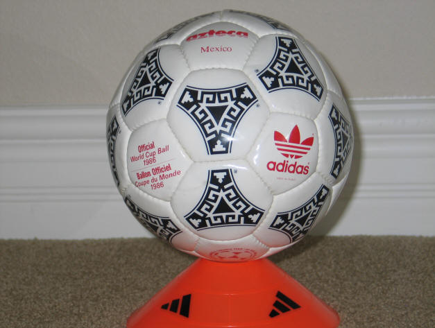 1986 World Cup Balll red Official World Cup 1986 Azteca Soccer Ball
