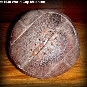 first world cup soccer ball