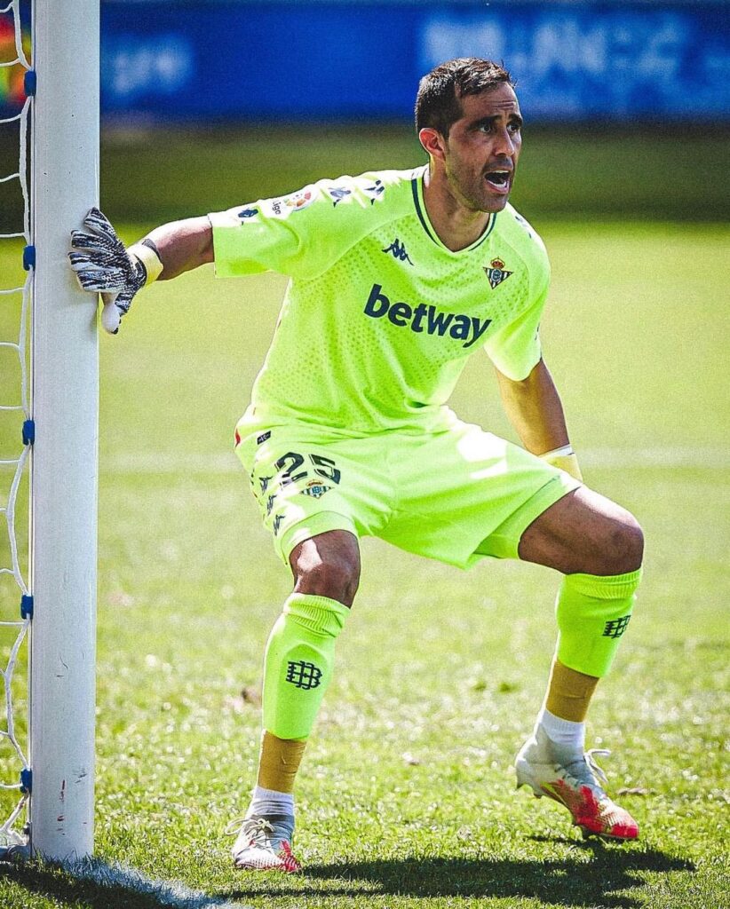 Claudio Bravo