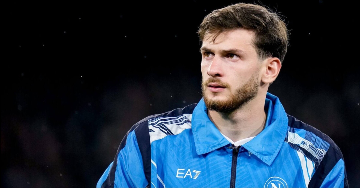 Man United emerge as betting favorites to sign Napoli forward Khvicha Kvaratskhelia