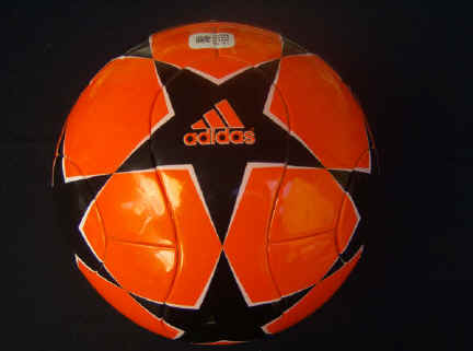 Power orange_2006_finale Champions League Balls
