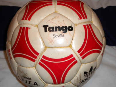 Tango_Sevilla_1984_2 Tango Sevilla Olympic 1984 Soccer Ball