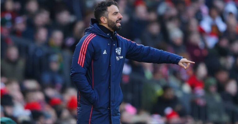 Man United narrow betting favorites to beat Wolves in Christmas trip amid Premier League struggle